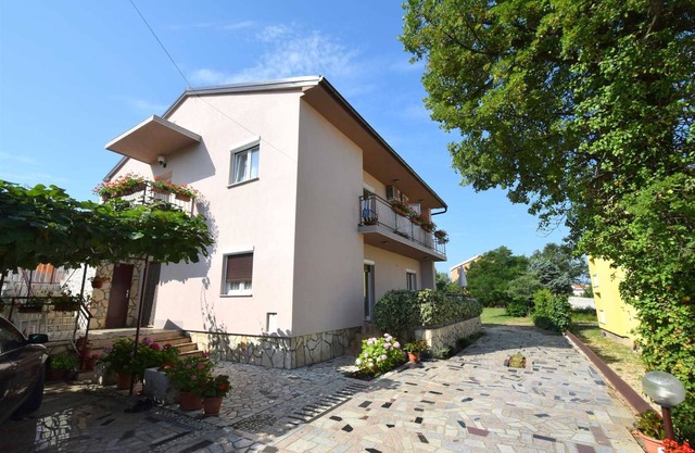 Studio Apartment Josipa 2