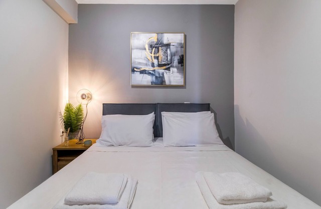 Studio Apartment 'Mella Roa Teal' with Shared Terrace, Wi-Fi and Air Conditioning