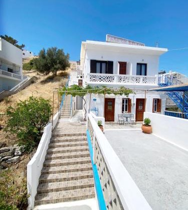 Studio Apartment Sea View with Balcony