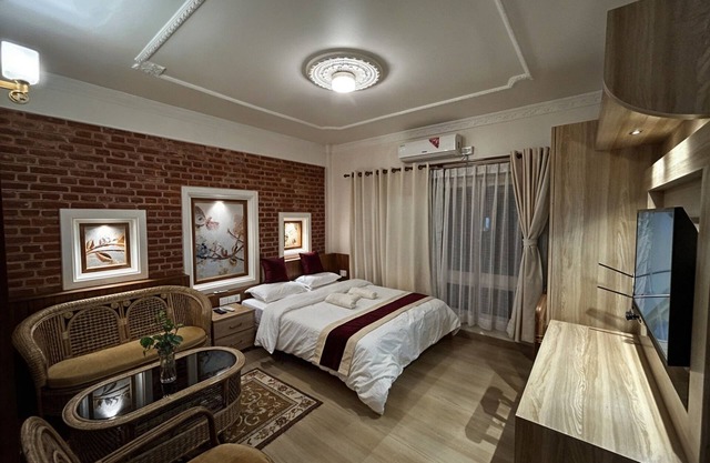 Studio Apartment with fully equipped kitchen, WiFi, & AC in delightful Kathmandu