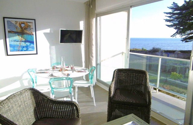 Studio cabin 2 to 4 people Ocean view