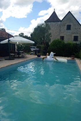 Studio charmant à Bio avec jardin et piscine partagée, 32 m².