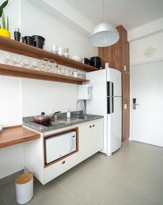 Studio em Pinheiros - 2 Quadras da Faria Lima e Vila Madalena