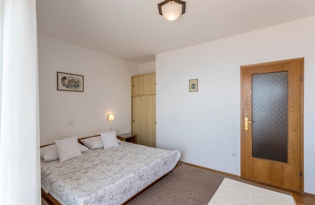 Studio flat with balcony and sea view Baška Voda, Makarska (AS-301-b)