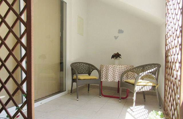 Studio flat with terrace Baška Voda, Makarska (AS-6707-b)