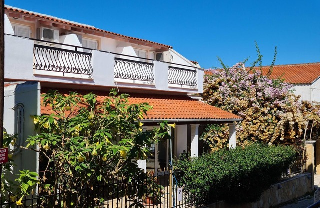 Studio "Galini Studios 6" Near the Beach with Wi-Fi, A/C & Balcony