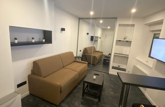 Studio in the heart of downtown Dole