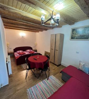 Studio Ioana 2