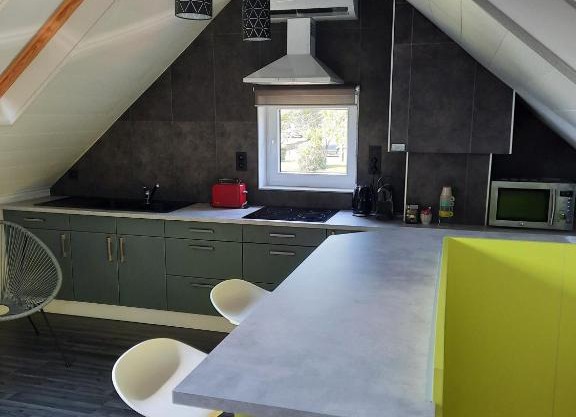 Studio neuf côté campagne agréable à vivre.