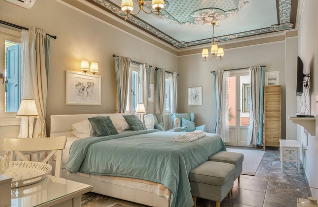Studio 'No 2 Superior Symi Nautilus' with Sea View, Wi-Fi and Air Conditioning