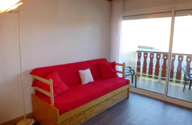 Studio pour 4 pers avec balcon, TV, cuisine équipée, à 50m des pistes - Alpe d'Huez - FR-1-405-101