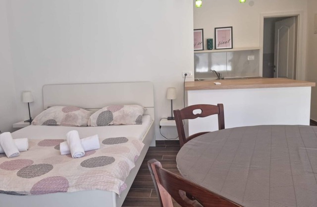 Studio Raven N1 in Porec