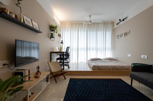 Studio Sama I Curated Studio Apartment with Sunrise View