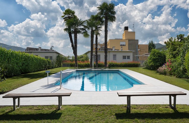 Studio, sunny balcony, heated pool, Apr-Oct