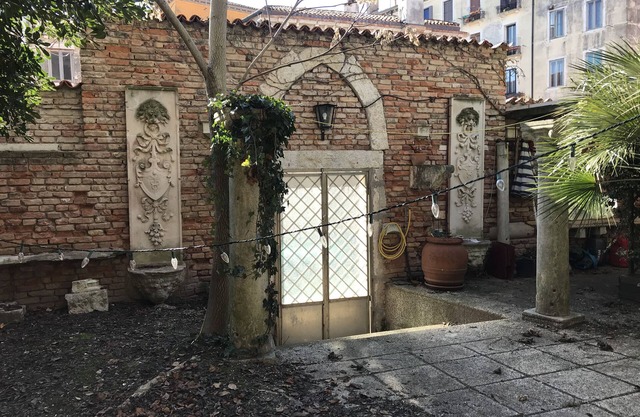 Studio With Private Garden