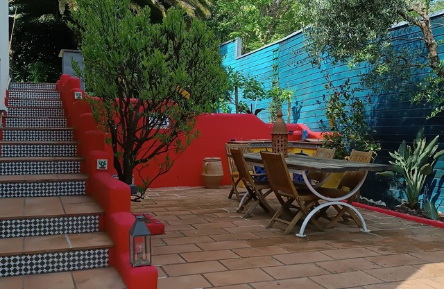 Studio with terrace and garden