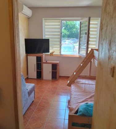 Studioul vacanțelor din Saturn 2