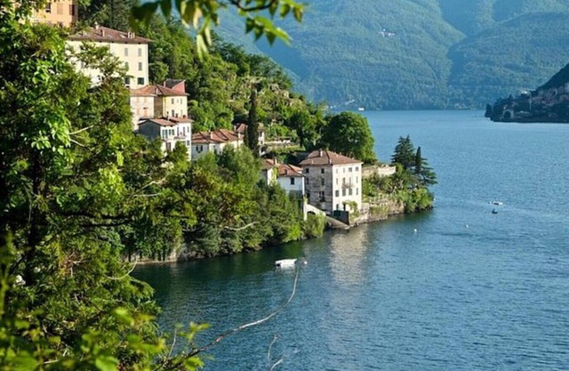 Stunning 180-degree lake Como views from every room