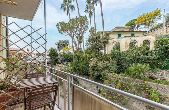 Stunning apartment in Bogliasco with kitchen