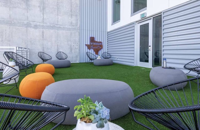 Stunning Downtown Austin Resort - 1BD Suite