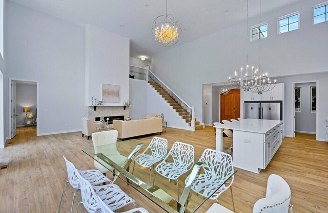 Stunning Elegant Retreat. Central. New home!