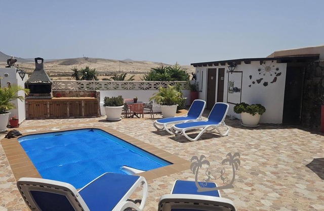 Stunning New Villa with Private Pool and Terrace in Charming Lajares