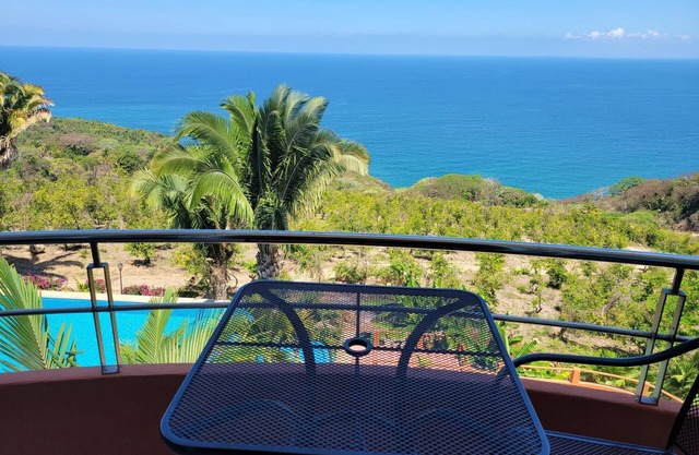 Stunning ocean views in relaxation paradise! Serenity & nature await! Condo #306
