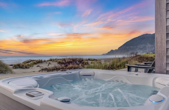Stunning oceanfront home with amazing views and Hot Tub!