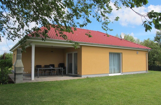 Stunning private villa for 6 guests with WIFI, TV and terrace