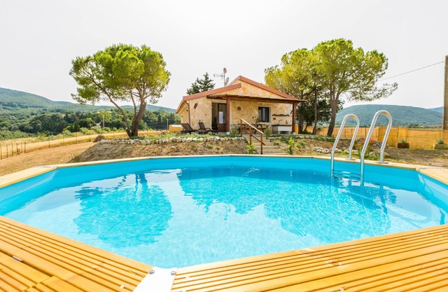 Stunning private villa with private pool, WIFI, A/C, TV, terrace, pets allowed and panoramic view