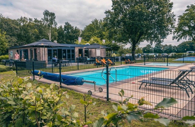 Stunning private villa for 6 people with WIFI, pool, TV and terrace