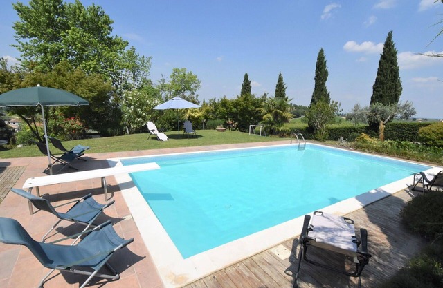 Stunning private villa with private pool, A/C, WIFI, TV, patio, pets allowed and panoramic view
