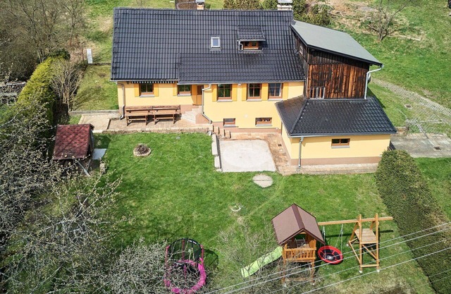Stunning private villa with private pool, WIFI, TV, terrace, pets allowed and panoramic view