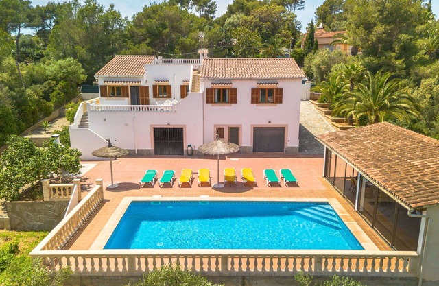 Stunning private villa for 8 guests with WIFI, A/C, private pool, TV, terrace and panoramic view