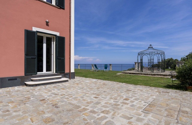 Stunning private villa for 8 people with WIFI, A/C and terrace