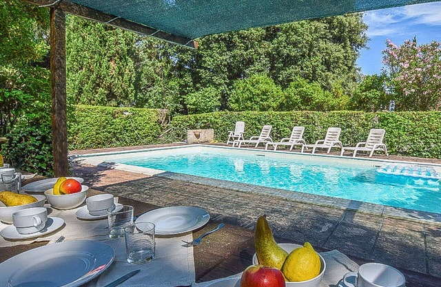 Stunning private villa with WIFI, A/C, private pool, TV, patio, pets allowed and panoramic view