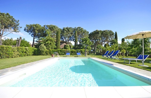 Stunning private villa with WIFI, private pool, A/C, TV, pets allowed and panoramic view
