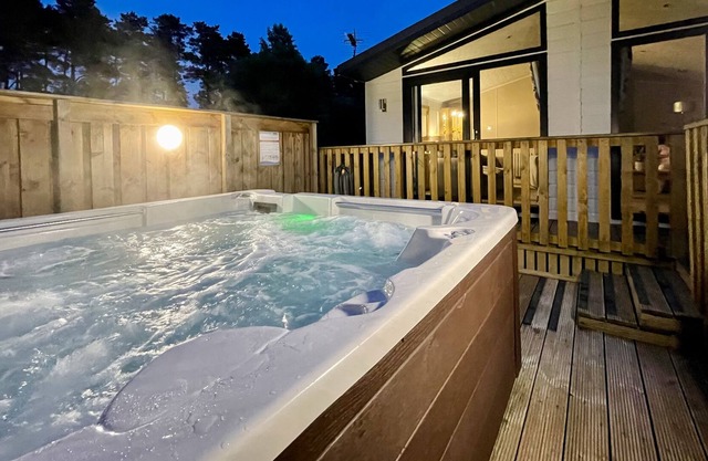 Stunning Signature Lodge 3 Bedrooms With Hot Tub