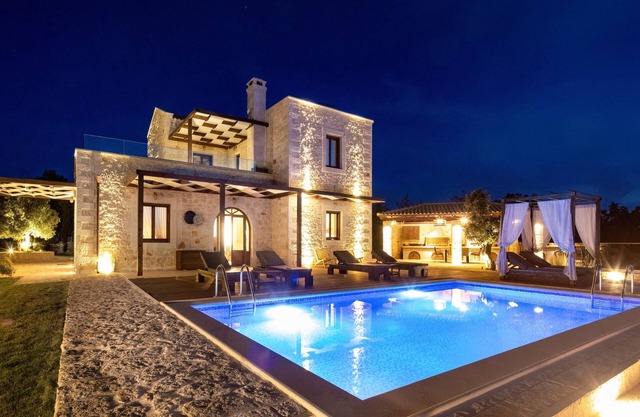 Stunning Views Stone Villa | Stoneville