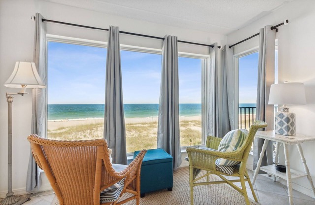 Stunning Views & Great Location in Oceans of Amelia