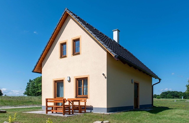 Stunning villa for 5 guests with WIFI, TV, terrace and pets allowed