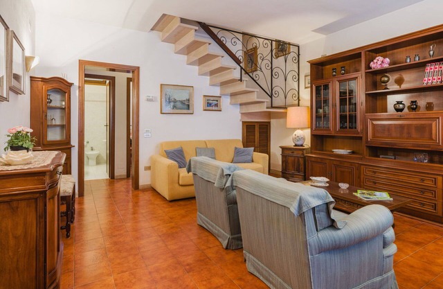 Stunning villa for 8 people with A/C, TV and patio