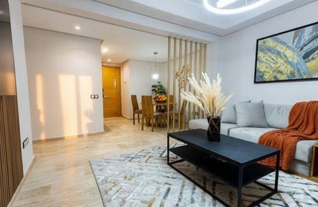 Stylish City Apartment – Avenue Madagascar