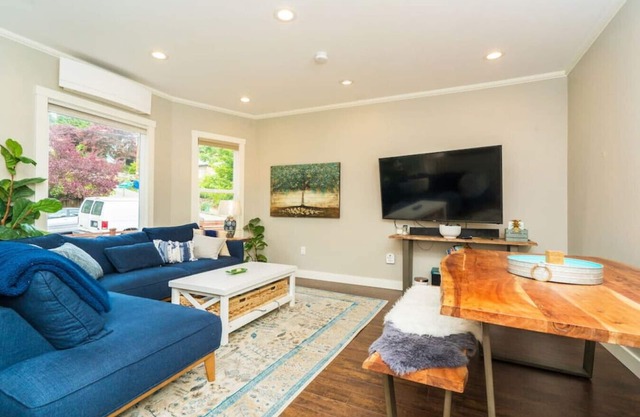 Stylish Fremont Retreat with Luxury Amenities