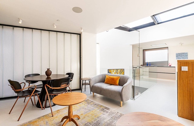 Stylish Townhouse by Primrose Hill