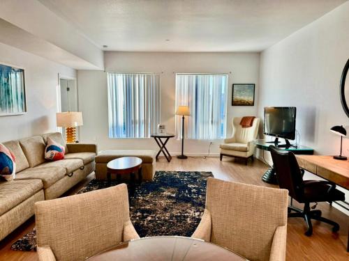 Stylish Urban Escape in Downtown Los Angeles