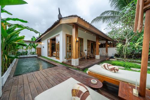 Stylish Villa for Two- Relax, Soak, and Reconnect