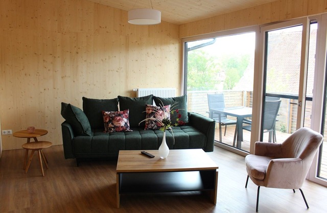 Stylishly furnished apartment (57sqm) with south-facing balcony