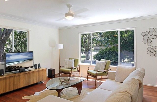 Su Casa - pet-friendly cottage in central Byron
