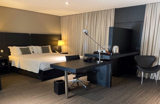 Suite Family with kitchen by ¼ UmQuarto 9-PR.